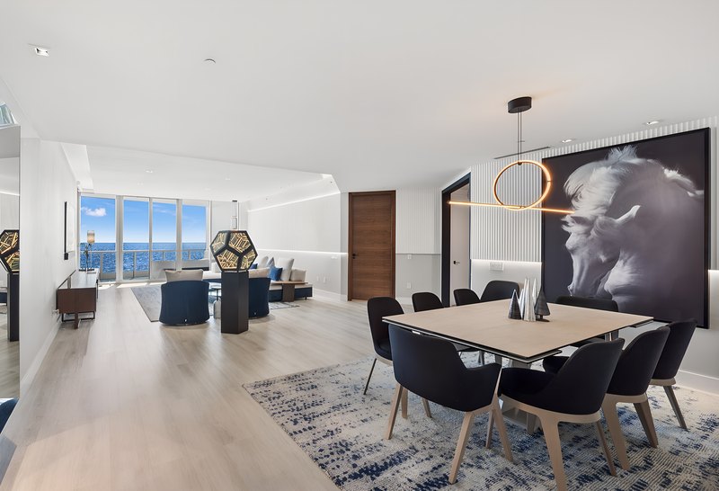Bath Club Beach Apartment