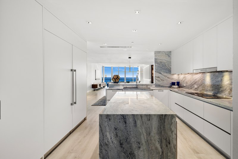 Bath Club Beach Apartment