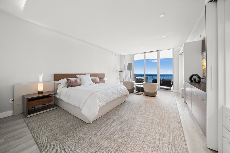 Bath Club Beach Apartment