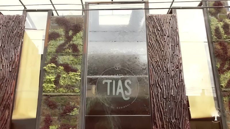 Las Tias